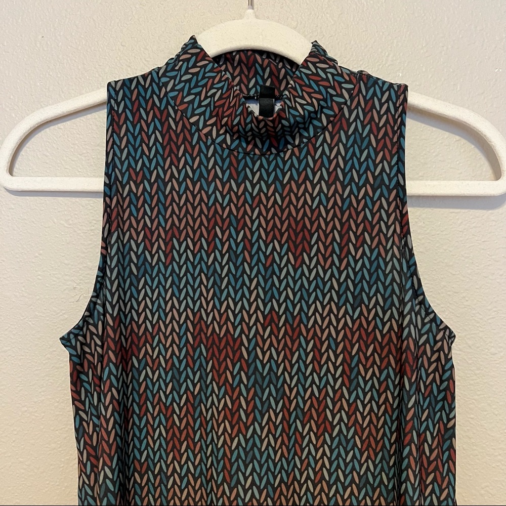Comfy A-line sleeveless dress w/ jewel tone leaf print - Deborah Viereck - XS/S